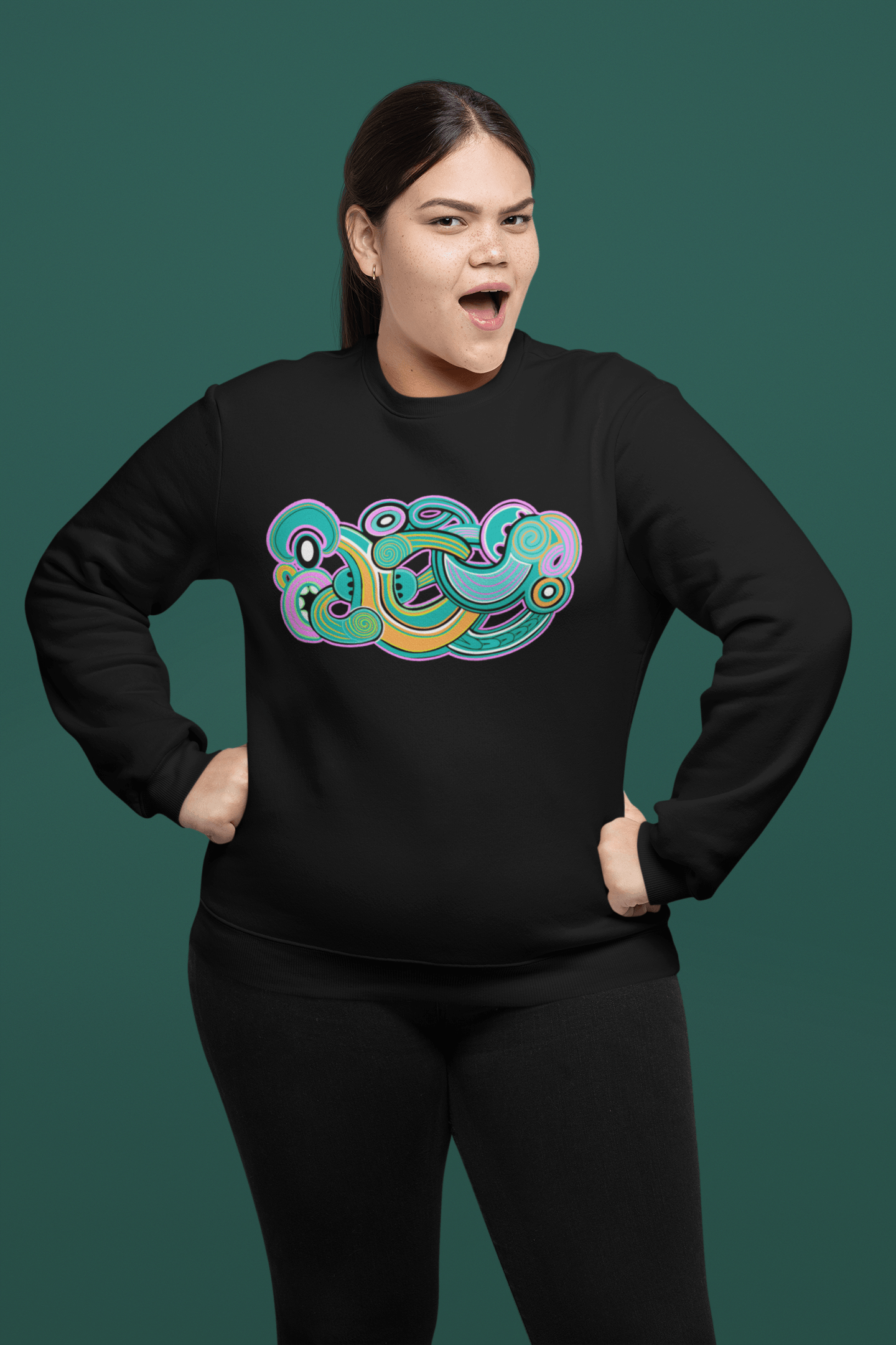 Te Tihi o Kahukura - Plus Size Crew (Green Design) - River Jayden Art